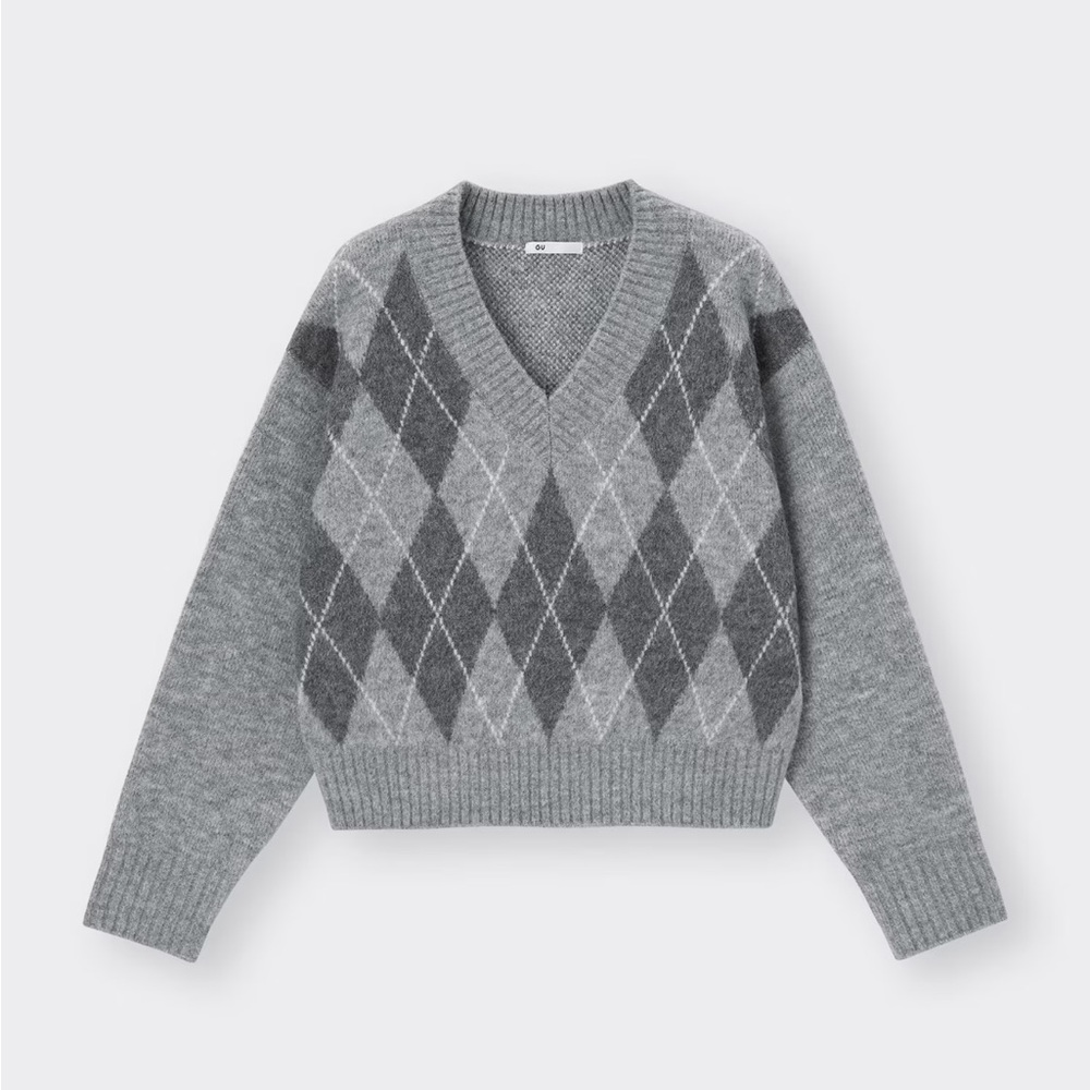 GU Argyle Knit Sweater in Grey